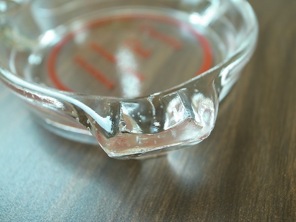 VINTAGE COUNTRY CLUB ASHTRAY