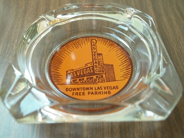VINTAGE LAS VEGAS CLUB ASHTRAY