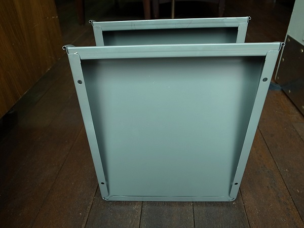 VINTAGE DOCUMENT TRAY