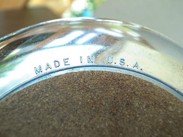 MID-CENTURY CROME ASHTRAY W/TOUCAN