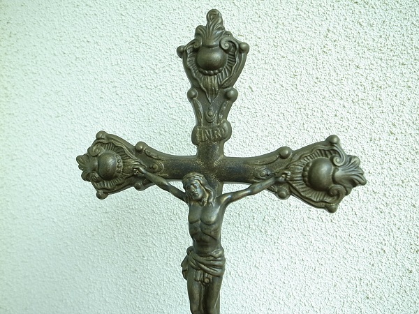 JESUS CHRIST INRI CRUCIFIX CROSS