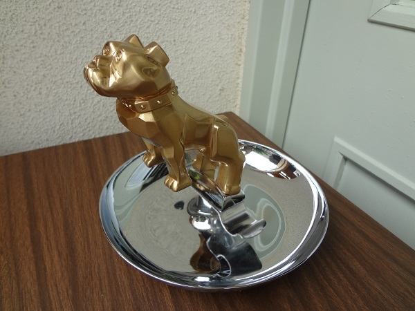 MACK® GOLD ASHTRAY