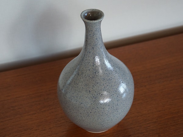 VINTAGE JB OWEN FLOWER VASE