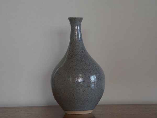 VINTAGE JB OWEN FLOWER VASE
