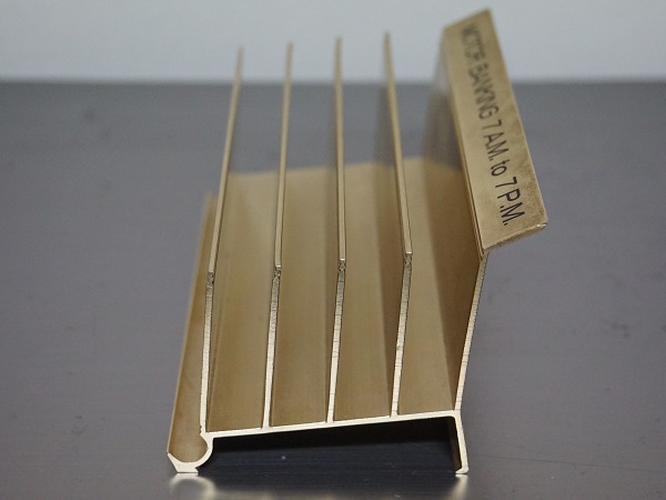 VINTAGE DESKTOP LETTER HOLDER 1st NATIONAL BANK