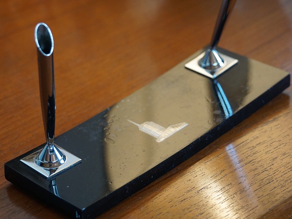 VINTAGE MID CENTURY PEN STAND CAPITOL RECORDS