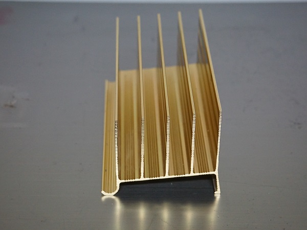 VINTAGE LETTER HOLDER HERMAN OIL