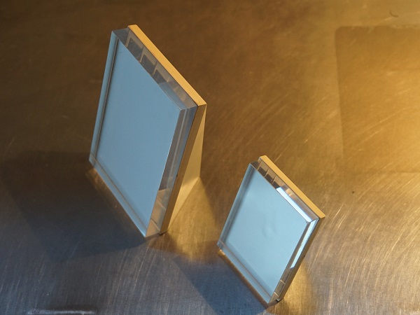 VINTAGE PHOTO FRAME L